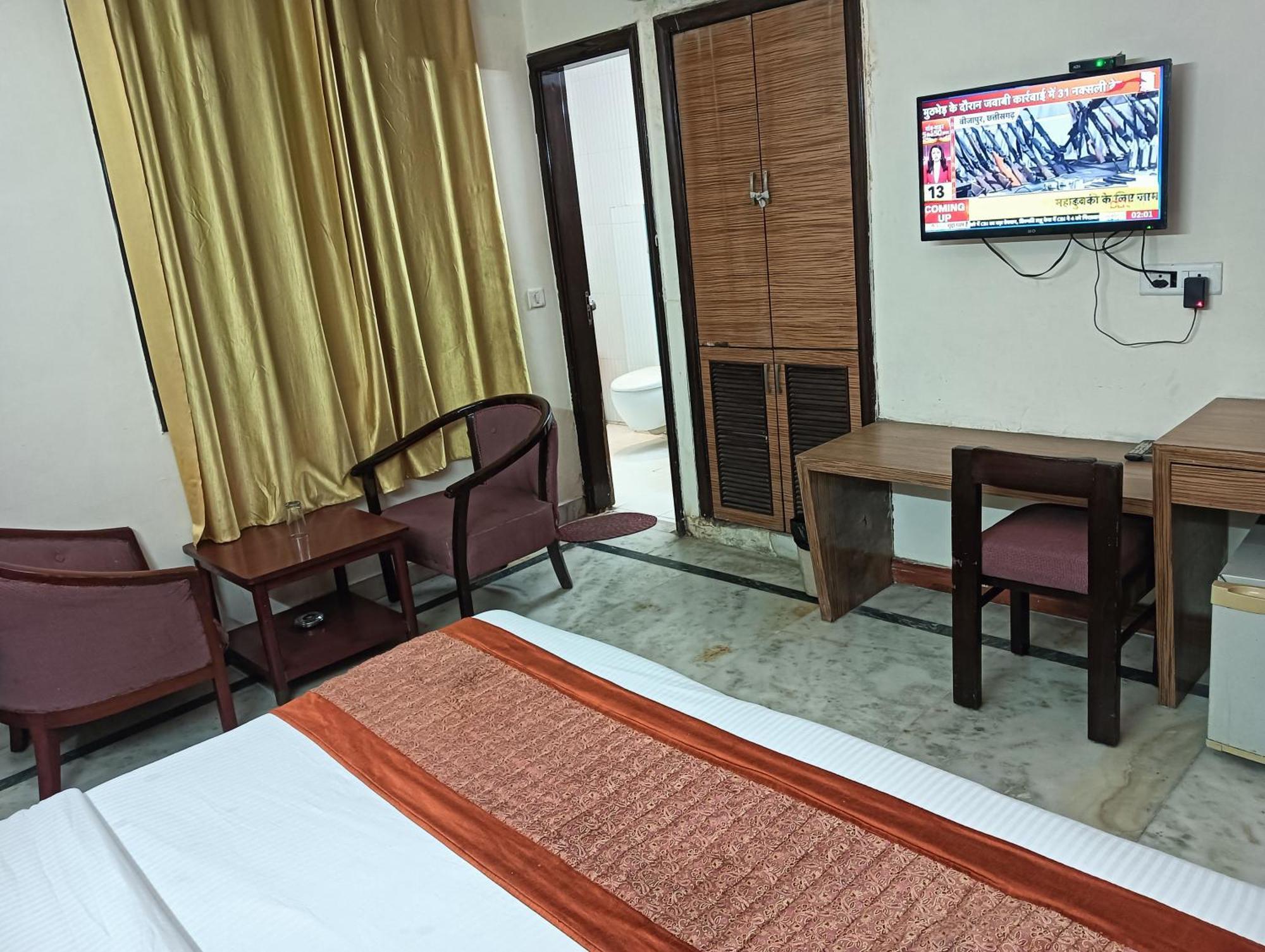 Classic Near Gaffar Market Hotel 3*